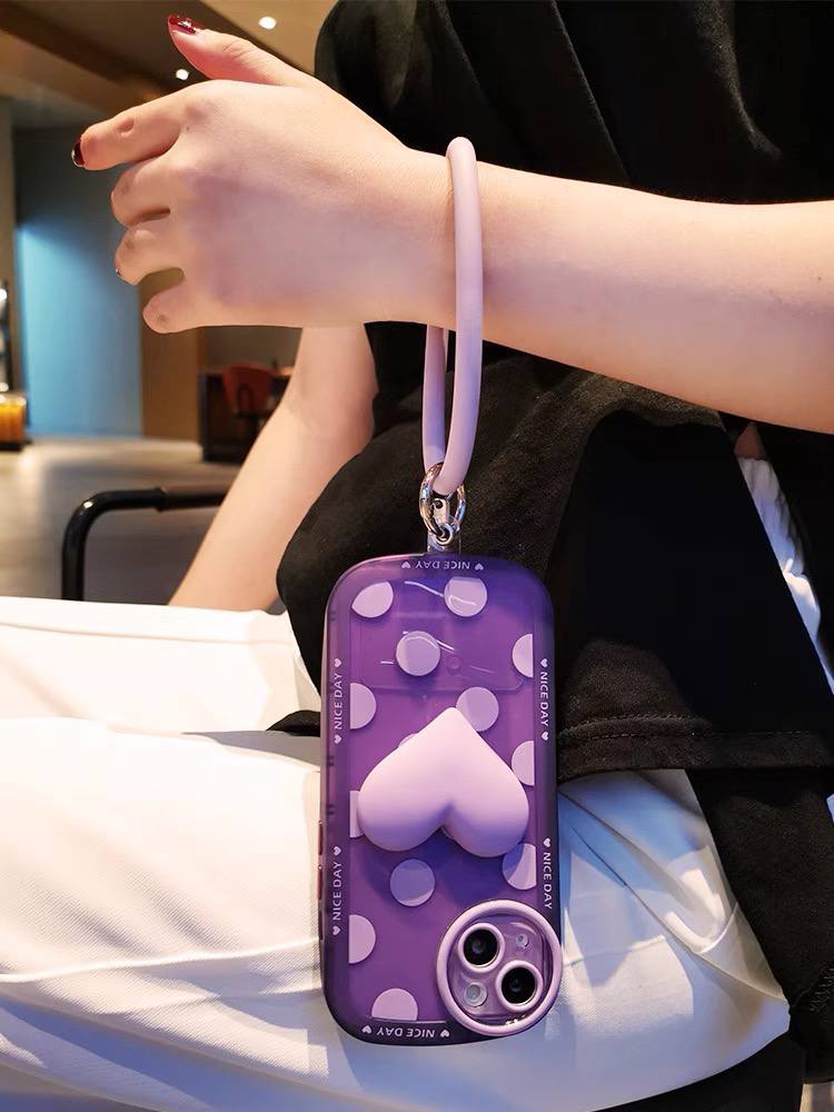 قاب مدل heart bangle مناسب برای گوشی آیفون iPhone 13 Promax کد Tor-۱