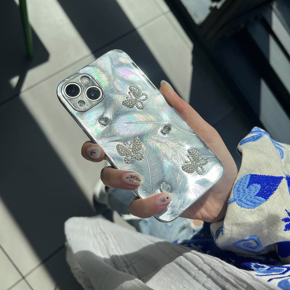 قاب مدل پر و پروانه مناسب برای گوشی آیفون iPhone 13 کد Tor-۱