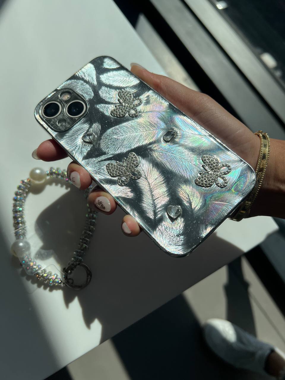 قاب مدل پر و پروانه مناسب برای گوشی آیفون iPhone 15 pro کد Tor-۱