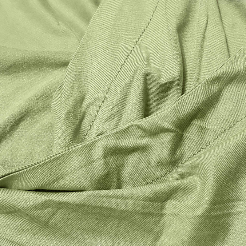 ست تی شرت و شلوارک ورزشی زنانه مدل 5223-697p