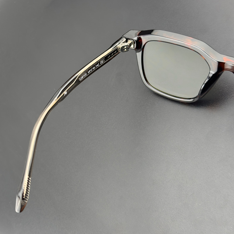عینک آفتابی ویفرر (Wayfarer) آلبرت وگ مدل SZ8105 Tortoise Fern