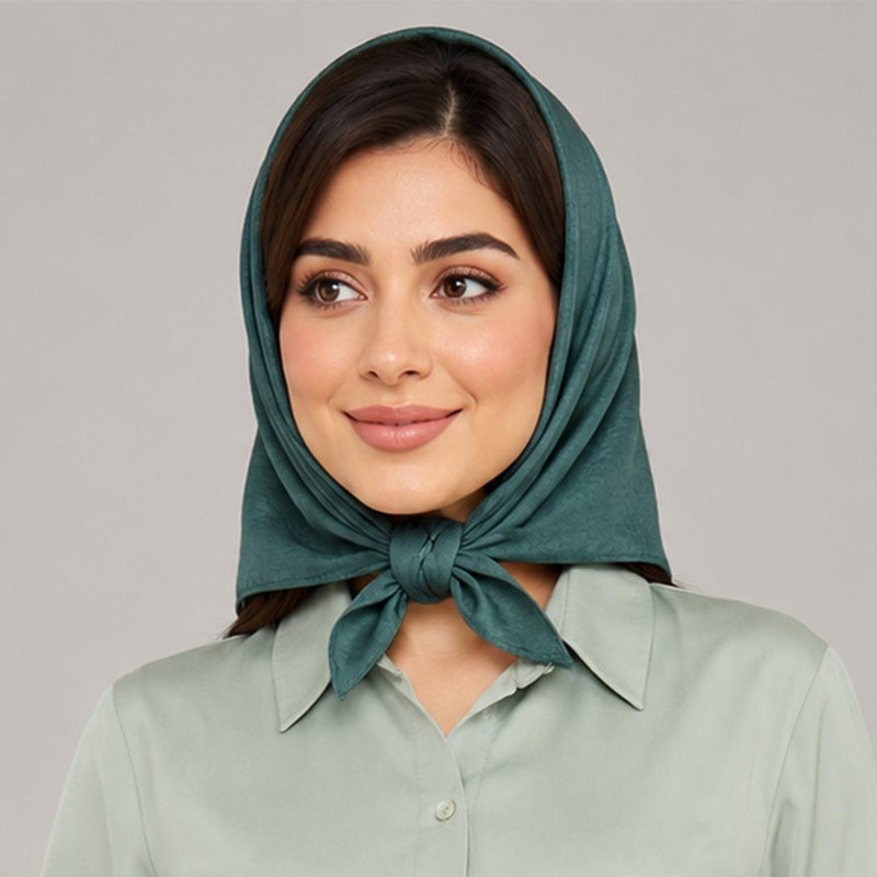 روسری ابر و بادی زنانه مدل مینی اسکارف ساتن پتینه ساده کد 1 با طول و عرض 70x70 سانتیمتر