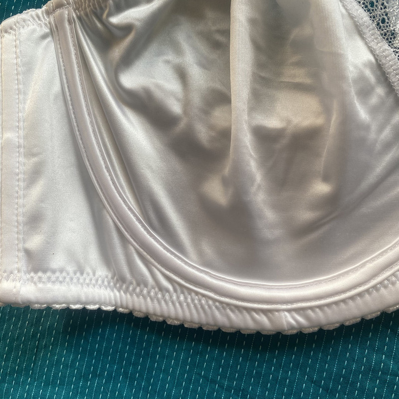 سوتین زنانه مدل 49572