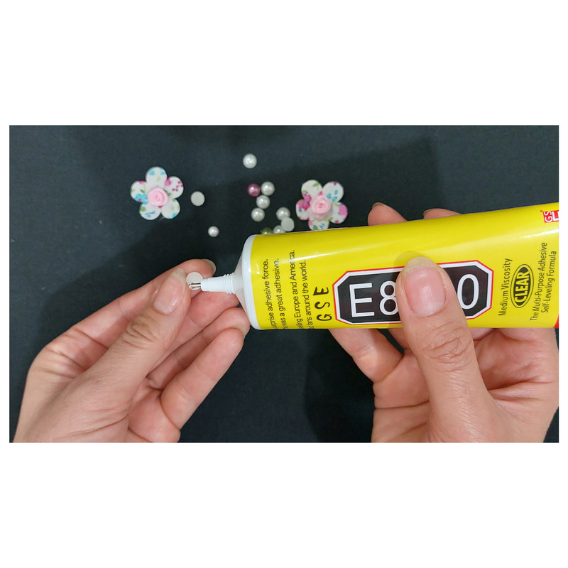 چسب مدل نگین کد E8000 حجم 110 میلی لیتر
