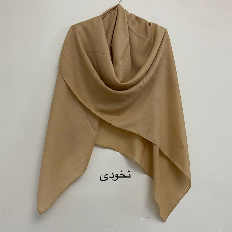 روسری زنانه مدل نخی چهارفصل قواره متوسط دور دوخت