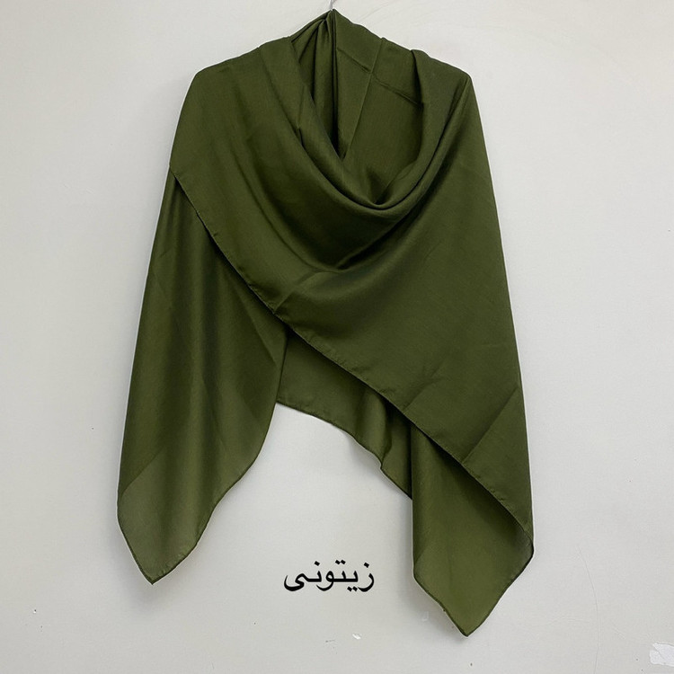 روسری زنانه مدل نخی چهارفصل قواره متوسط دور دوخت