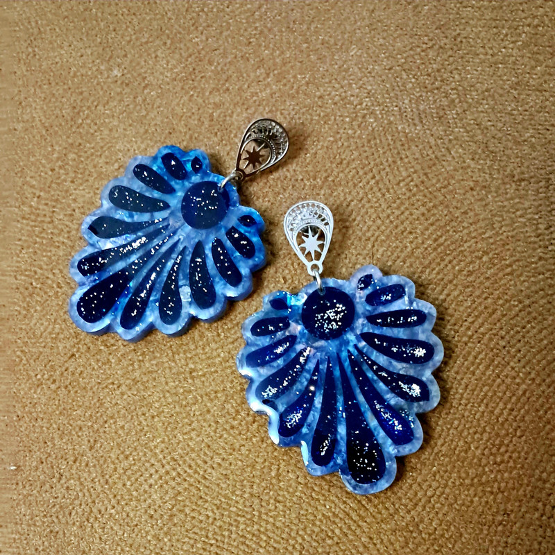 گوشواره دست ساز زنانه مدل سنتی طرح طاووس کد Art30