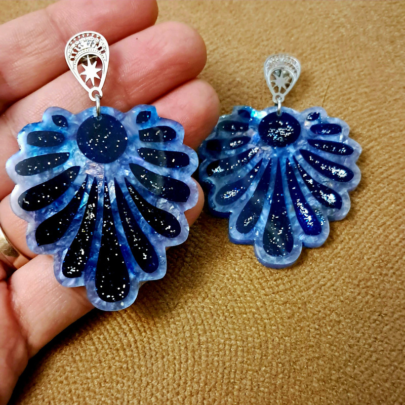 گوشواره دست ساز زنانه مدل سنتی طرح طاووس کد Art30
