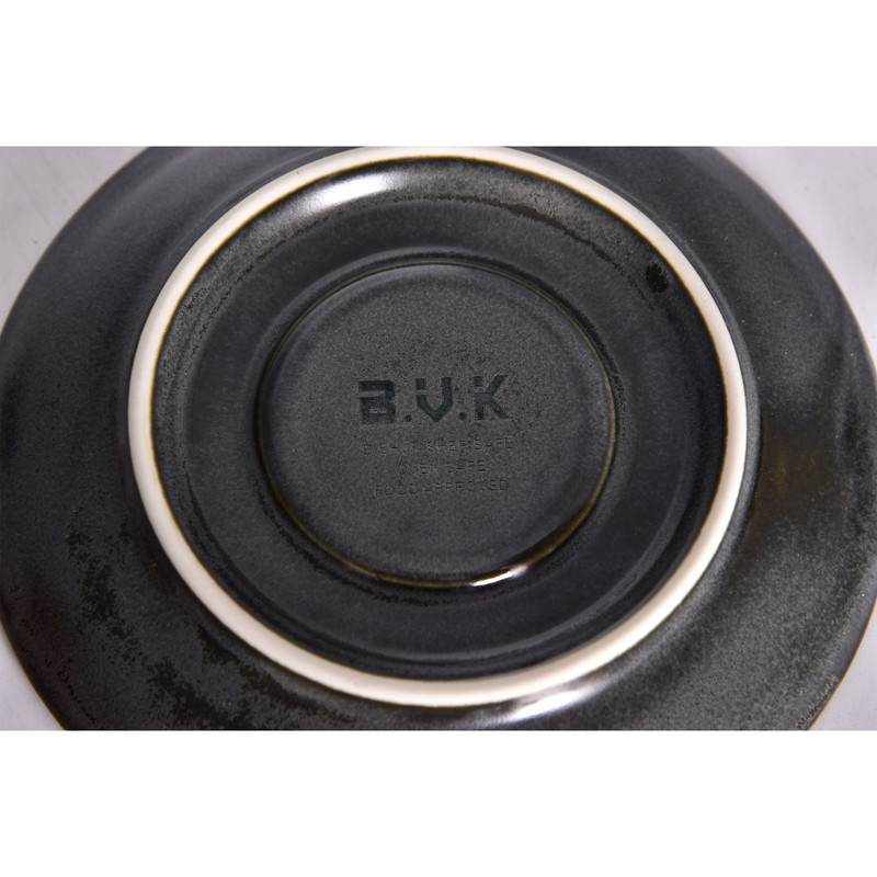 دیس بیویکی مدل OLEN کد 455403 چینی دایرهای مناسب سرو غذاهای سرد و گرم و شیرینیخوری، شستشو با دست، ابعاد 30×30×3 سانتیمتر، وزن 976 گرم، به همراه جعبه