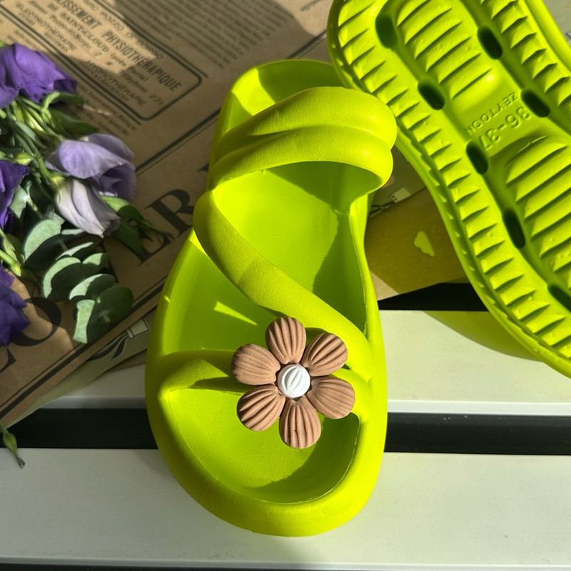دمپایی زنانه زیتون مدل روژین کد Gr-03