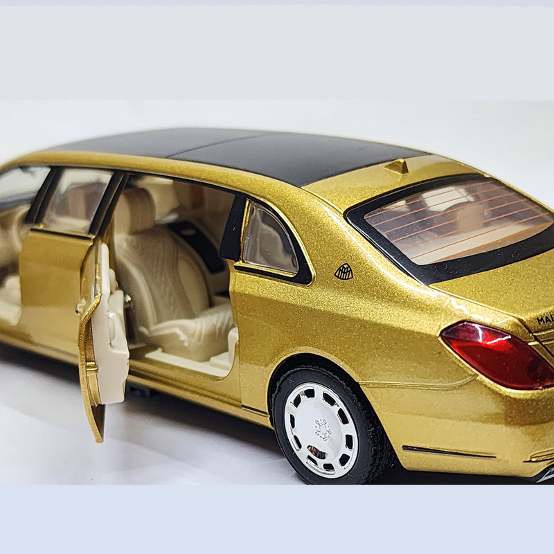 ماشین بازی مدل فلزی بنز میباخ طرح s650