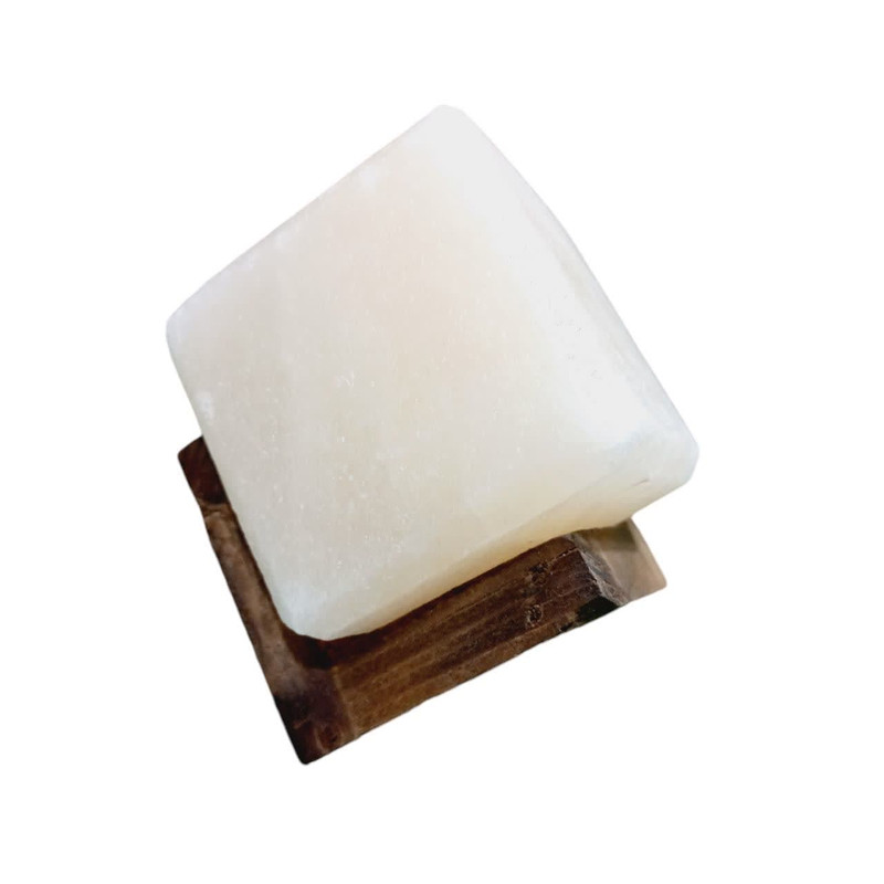 استند رومیزی تزیینی مدل سنگ نمک مدل cubic04 به همراه پایه چوبی