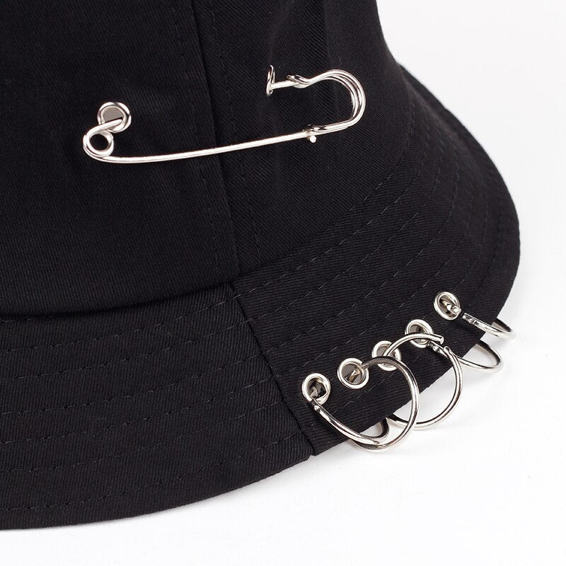 کلاه باکت مدل پنج حلقه سنجاق دار