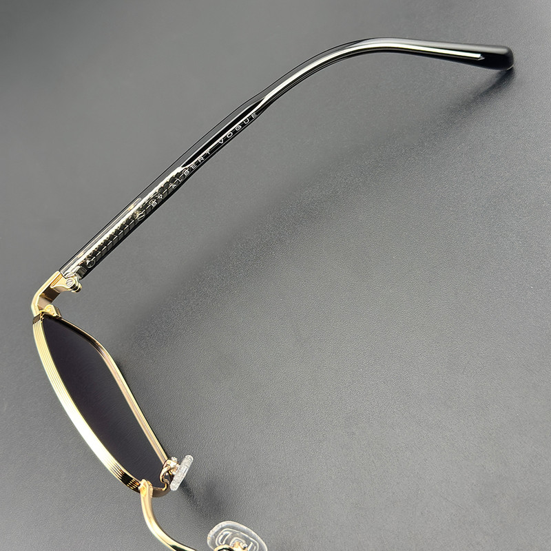 عینک آفتابی آلبرت وگ مردانه مدل S15219C2 Avantgarde Visionary
