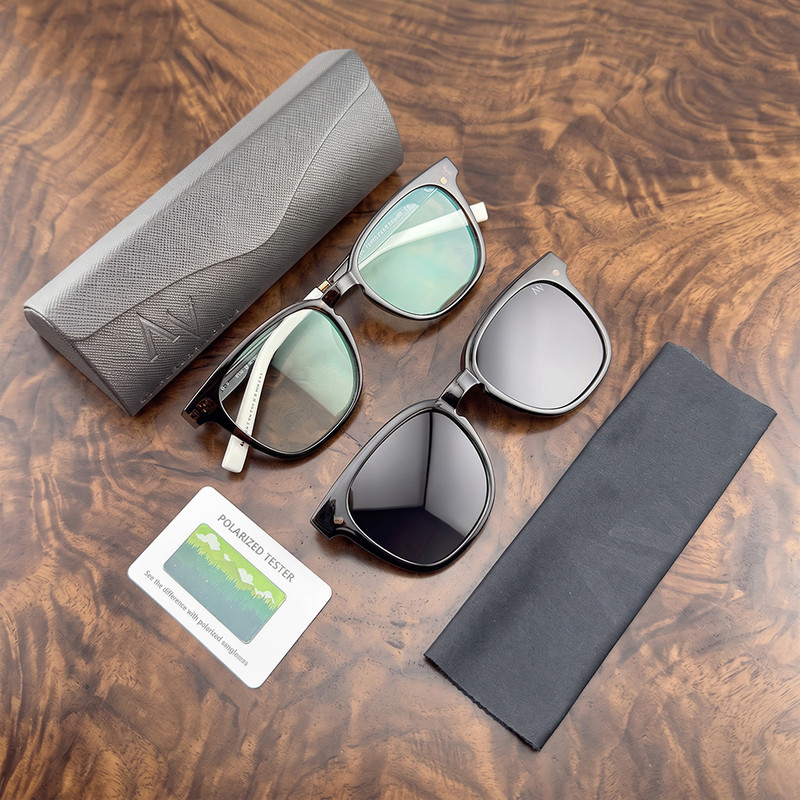 فریم عینک طبی آلبرت وگ مدل CG7705C745-P120 Polarized Double Switch به همراه کاور آفتابی