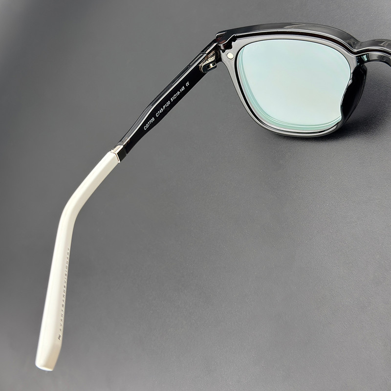 فریم عینک طبی آلبرت وگ مدل CG7705C745-P120 Polarized Double Switch به همراه کاور آفتابی