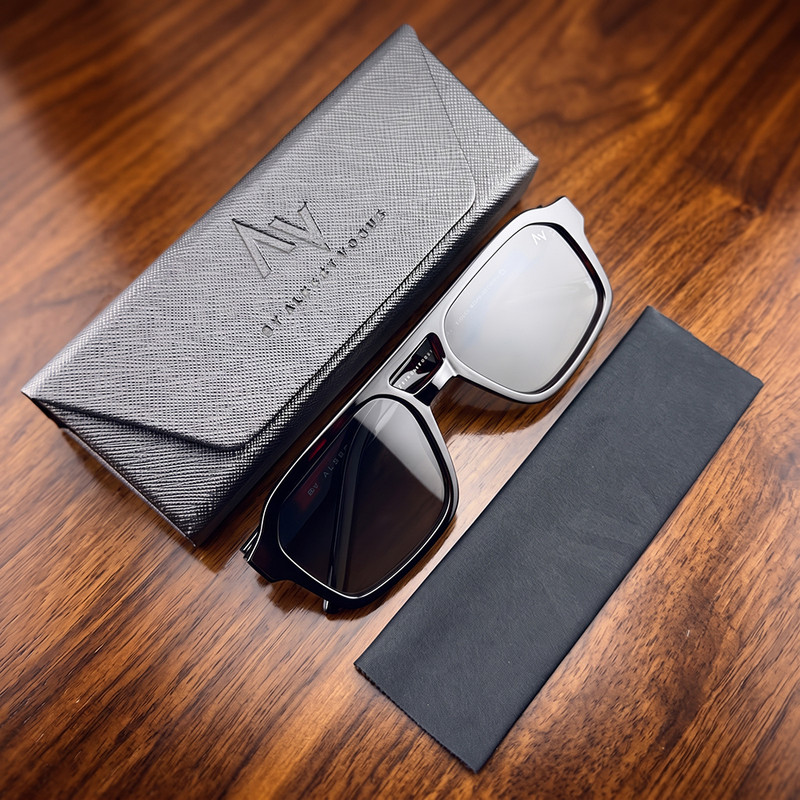 عینک آفتابی آلبرت وگ مدل SZ8834 Tortoise Yale