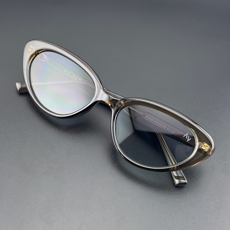 عینک آفتابی زنانه آلبرت وگ مدل SZ8808 Olive Iron