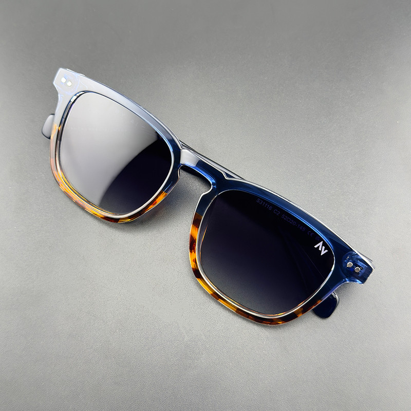 عینک آفتابی زنانه آلبرت وگ مدل S31116C2 Avantgarde Visionary