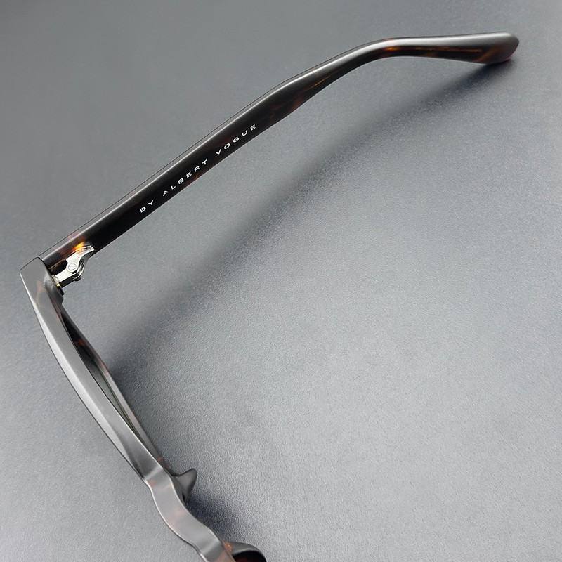 عینک آفتابی زنانه آلبرت وگ مدل SZ8801 Tortoise Fern