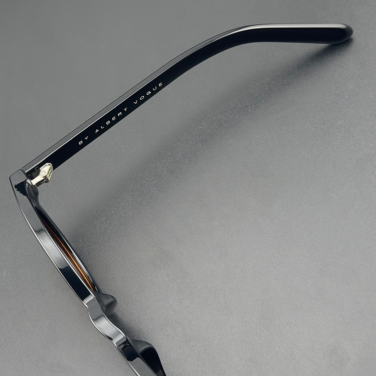 عینک آفتابی زنانه آلبرت وگ مدل S31125C2 Avantgarde Visionary