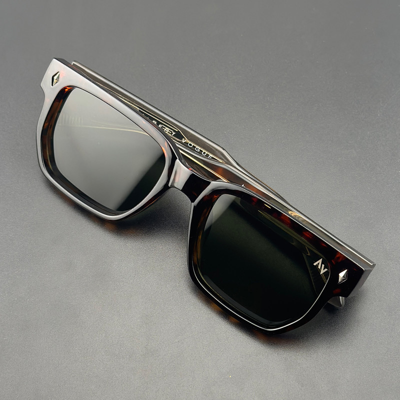 عینک آفتابی ویفرر (Wayfarer) آلبرت وگ مدل SZ8107 Tortoise Fern