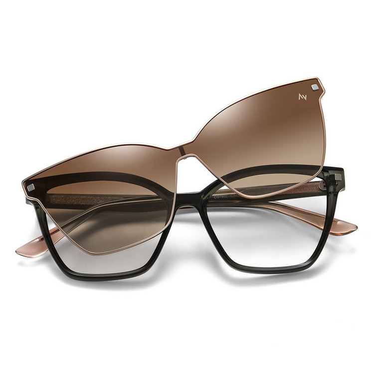 فریم عینک طبی آلبرت وگ مدل CG7802C641-P116 Polarized Double Switch به همراه کاور آفتابی
