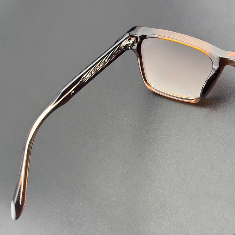 عینک آفتابی ویفرر (Wayfarer) آلبرت وگ مدل SZ8102 Brunette Tawny