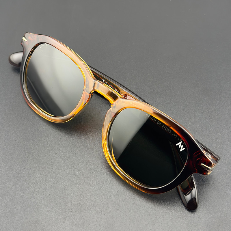 عینک آفتابی پنتوس (Pantos) زنانه آلبرت وگ مدل S-31129-C4 Acetate Avantgarde Visionary