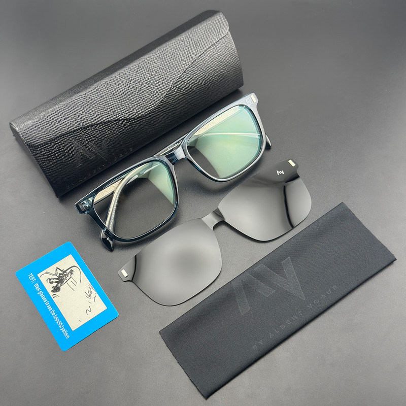 فریم عینک طبی آلبرت وگ مدل CG7201C643P109 Polarized Double Switch مناسب برای انواع صورت به همراه کاور آفتابی